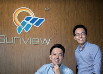 周建洪 & 王罕斌 Charlie Chow & Hang Ping Ong