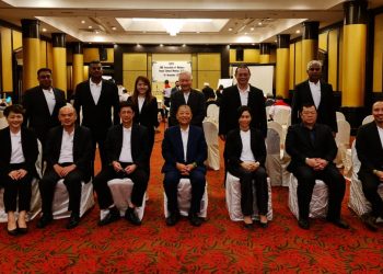 马来西亚中小企业公会改选 江华强卸任陈芳心任新总会长