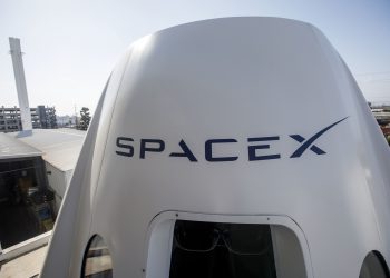 为收购推特融资 马斯克拟卖SpaceX股份