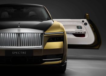 ROLLS-ROYCE首款纯电动车SPECTRE全球发布