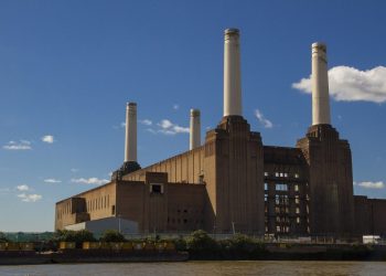 大马企业耗资90亿英镑 英国废弃发电站重见天日