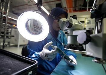 10月PMI进一步滑落至48.7点 大马制造业动力渐失