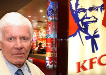 将乡村炸鸡店打造成全球快餐巨头 KFC传奇CEO逝世
