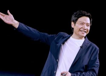 雷军卸任小米旗下公司董事长