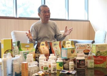 德信控股与三大银行 签署包销协议